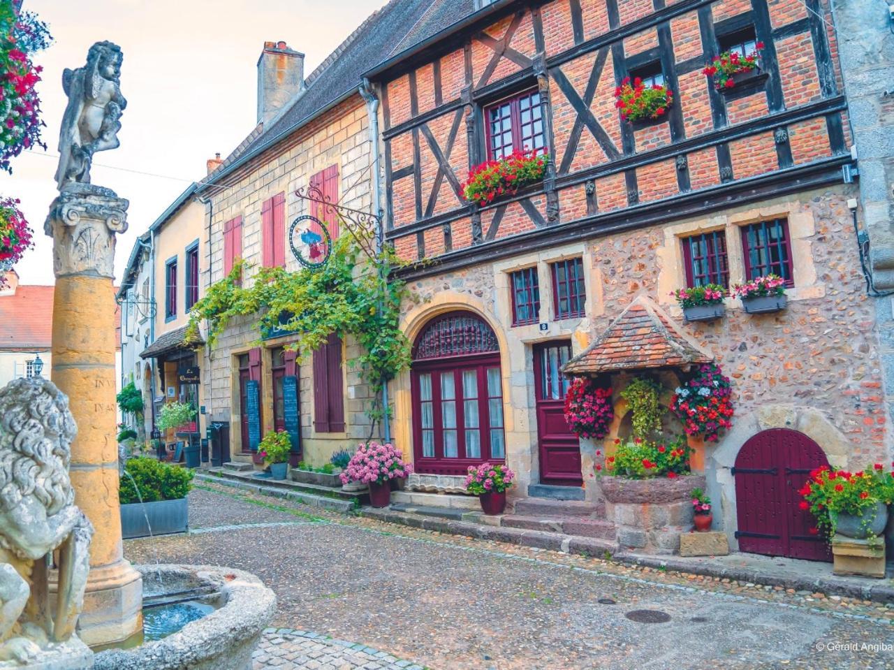 Grand Hotel De Bourbon-Lancy - Spa Et Restaurant - Logis ภายนอก รูปภาพ